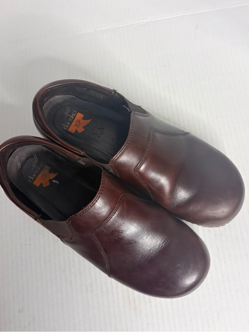 Dansko Professional Brown Slip Resistent Clogs Womens Size 40 /US 9.5-10